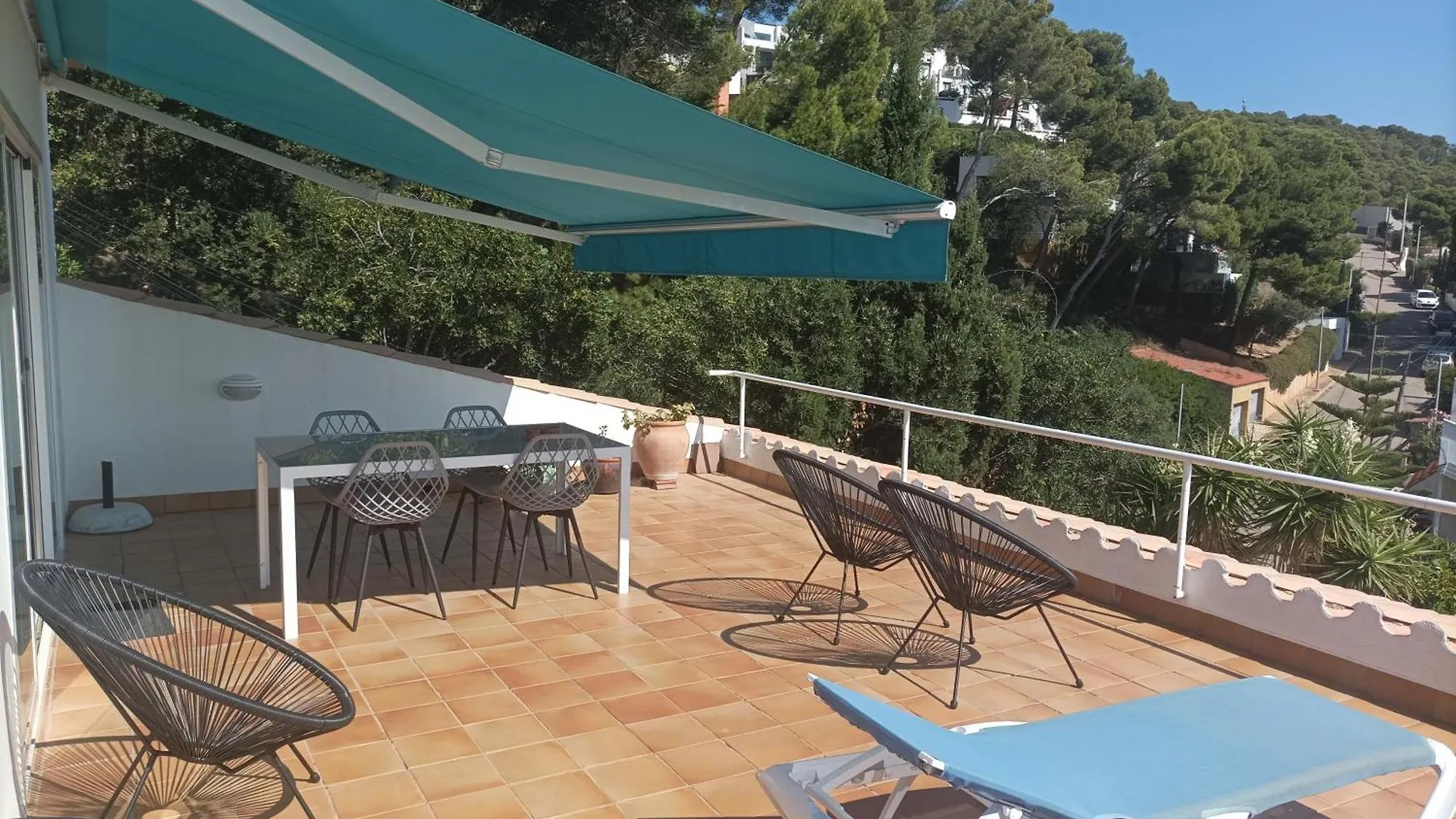 Appartement Sol y Mar 8-Maison jumelée avec terrasse, piscine et parking communautaire, surplomb de mer Begur