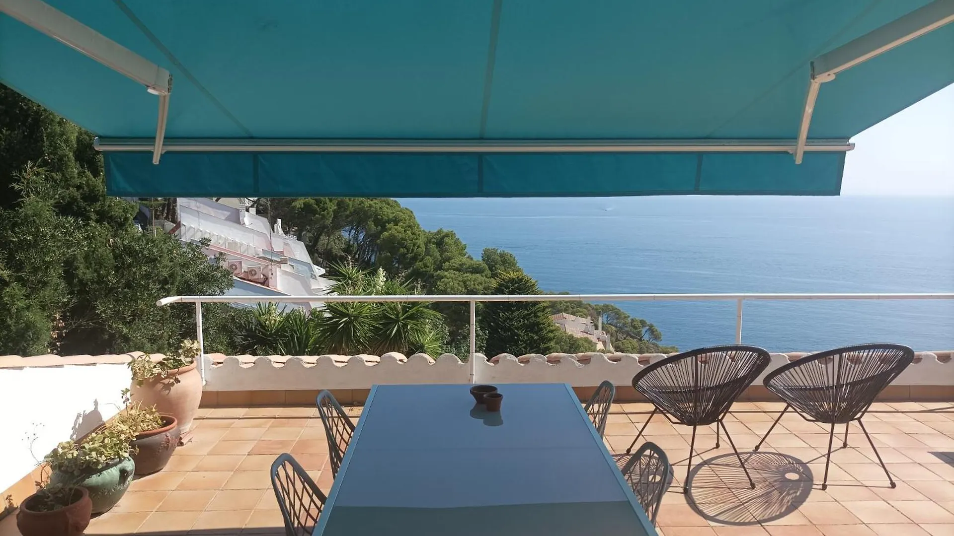 Sol y Mar 8-Maison jumelée avec terrasse, piscine et parking communautaire, surplomb de mer Begur 0*,  Espagne